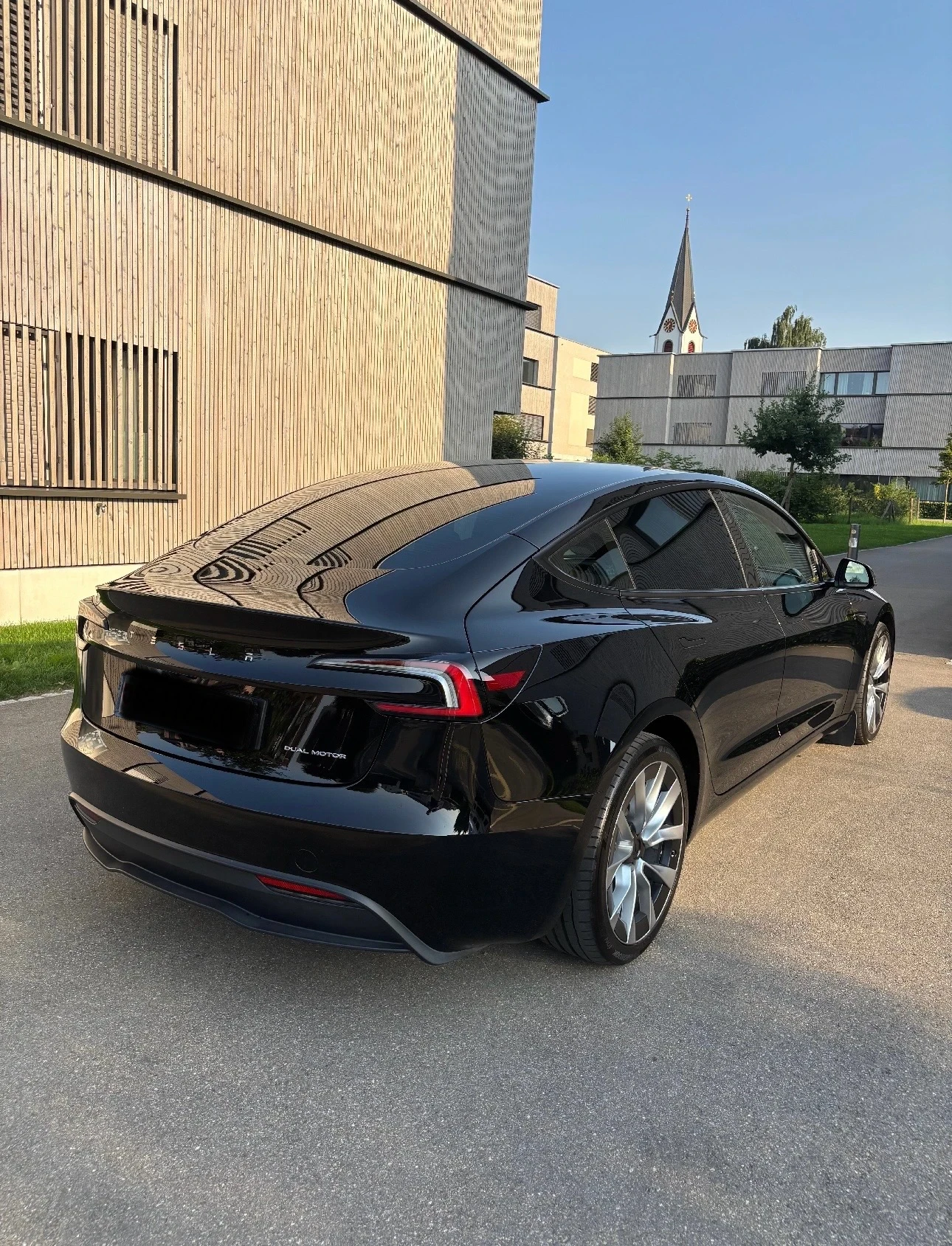 Tesla Model 3 Long Range Dual Motor AWD 79KWh , снимка 3 - Автомобили и джипове - 56218171