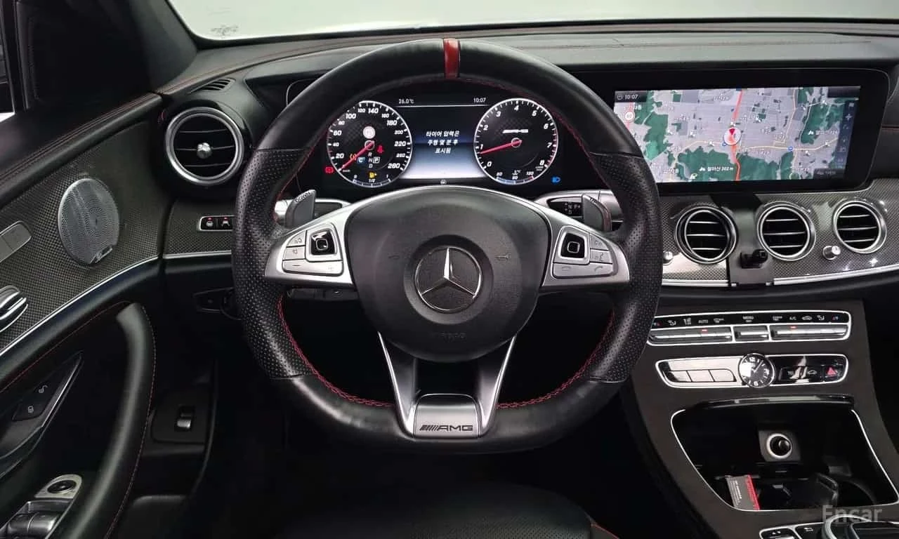 Mercedes-Benz E 43 AMG * ОБДУХВАНЕ * DISTRONIC * БЕЗ ИНЦИДЕНТИ *  , снимка 8 - Автомобили и джипове - 56326745