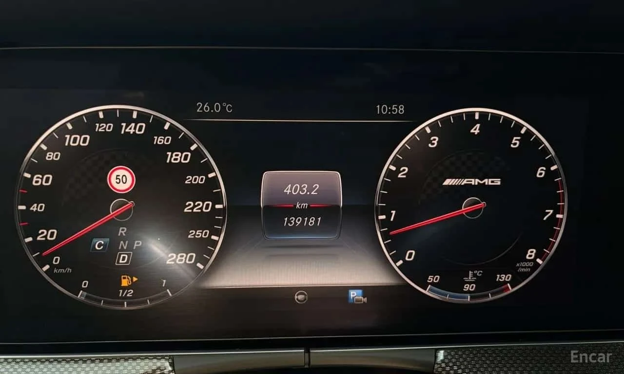 Mercedes-Benz E 43 AMG * ОБДУХВАНЕ * DISTRONIC * БЕЗ ИНЦИДЕНТИ *  , снимка 9 - Автомобили и джипове - 56326745
