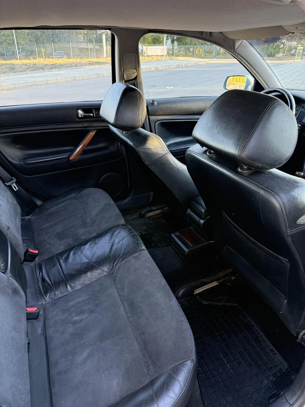 VW Passat 1.8T, снимка 6 - Автомобили и джипове - 56351206
