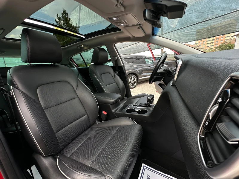 Kia Sportage Platinum* 4WD* 360-камера* Панорама* Full LED * , снимка 12 - Автомобили и джипове - 51690261