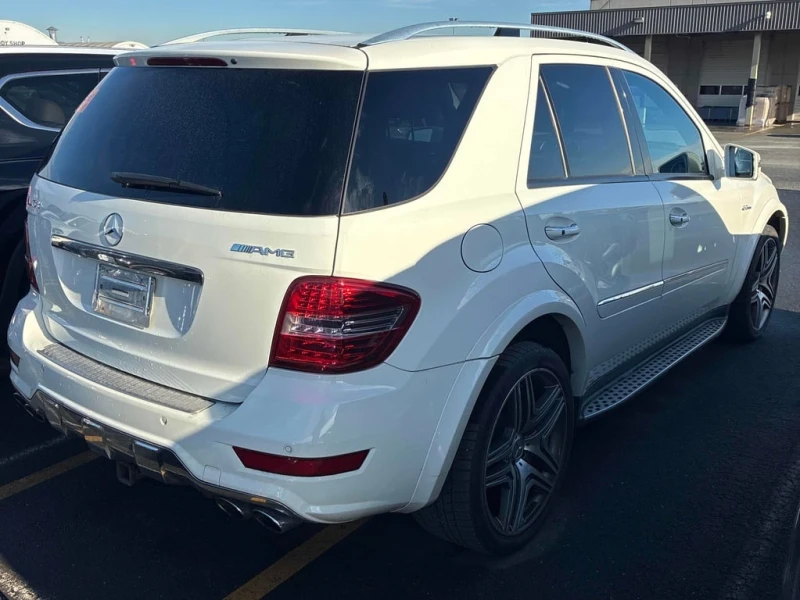 Mercedes-Benz ML 63 AMG * CARFAX * ЦЕНА ДО БГ, снимка 4 - Автомобили и джипове - 53175408