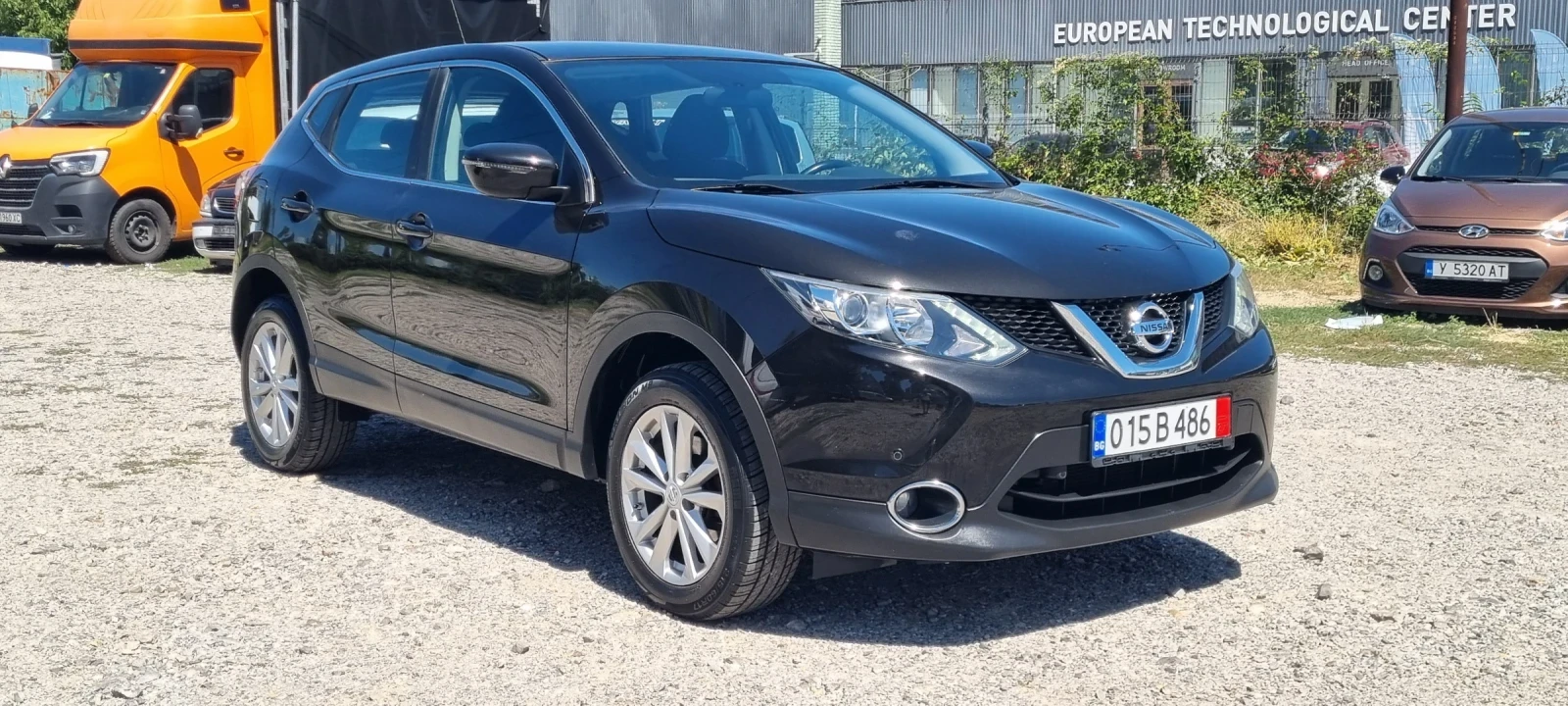 Nissan Qashqai 1.2i 115k.c UNIKAT ITALIA EURO 6B  - изображение 3