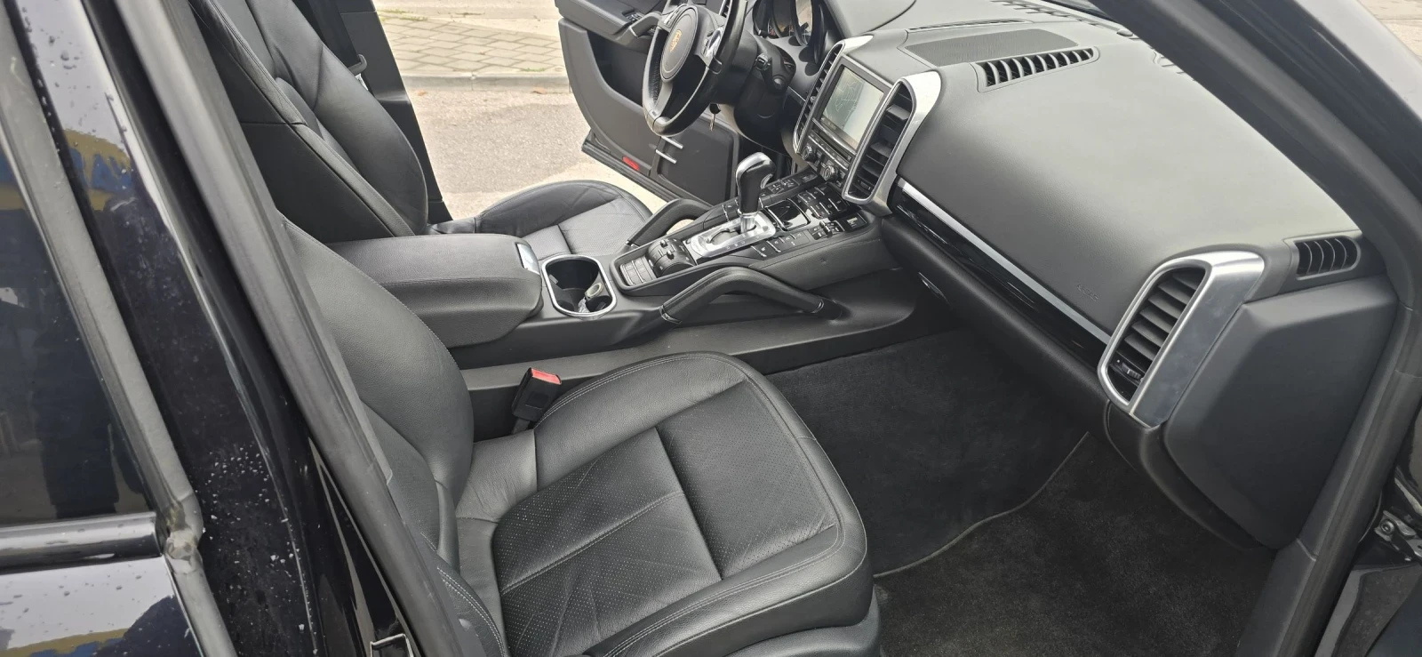 Porsche Cayenne 4.2 TDI  | Mobile.bg   11