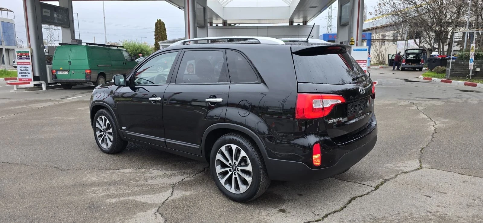 Kia Sorento 4Х4-АВТОМАТ-НАВИ-КОЖА-УНИКАТ - изображение 3