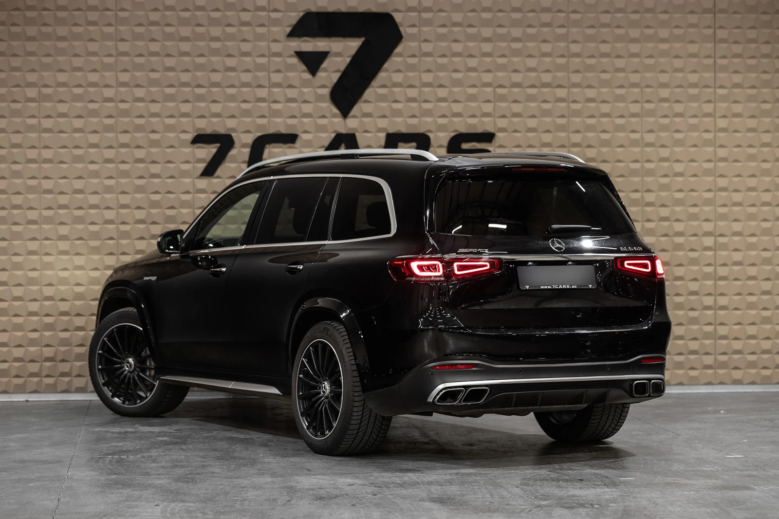 Mercedes-Benz GLS 63 AMG * Burmester * Панорама * Въздушно окачване * , снимка 4 - Автомобили и джипове - 54816622