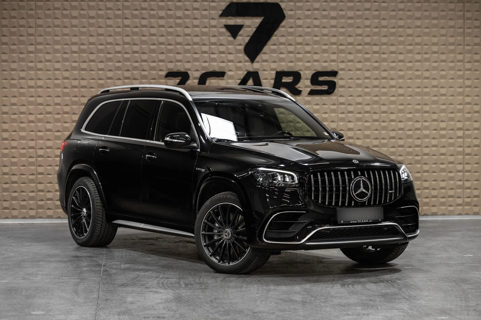 Mercedes-Benz GLS 63 AMG * Burmester * Панорама * Въздушно окачване * , снимка 3 - Автомобили и джипове - 54816622