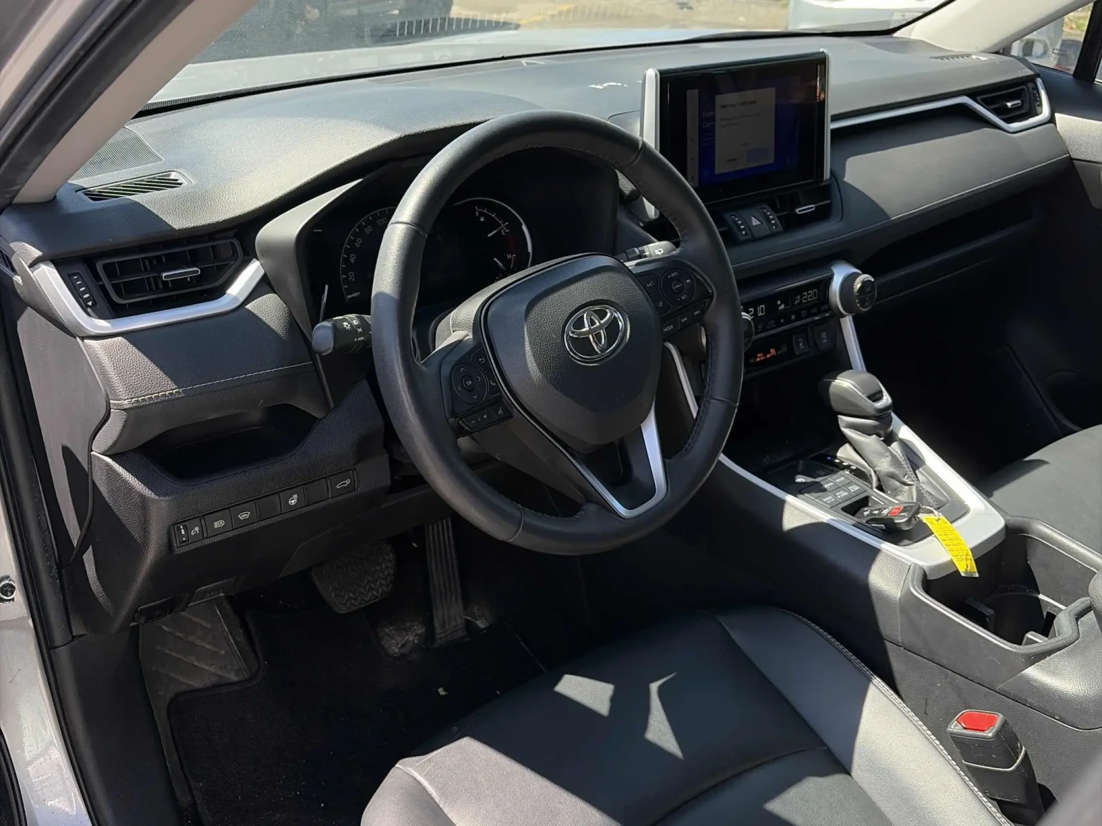 Toyota Rav4 XLE AWD * ПАНОРАМА * ПОДГРЕВИ * Keyless * CARFAX , снимка 6 - Автомобили и джипове - 54942525
