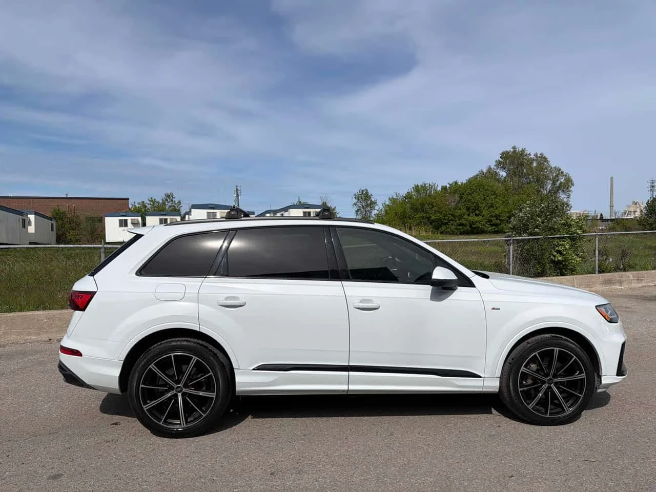 Audi Q7 * Komfort * CARFAX * ЦЕНА ДО БГ, снимка 3 - Автомобили и джипове - 55327799