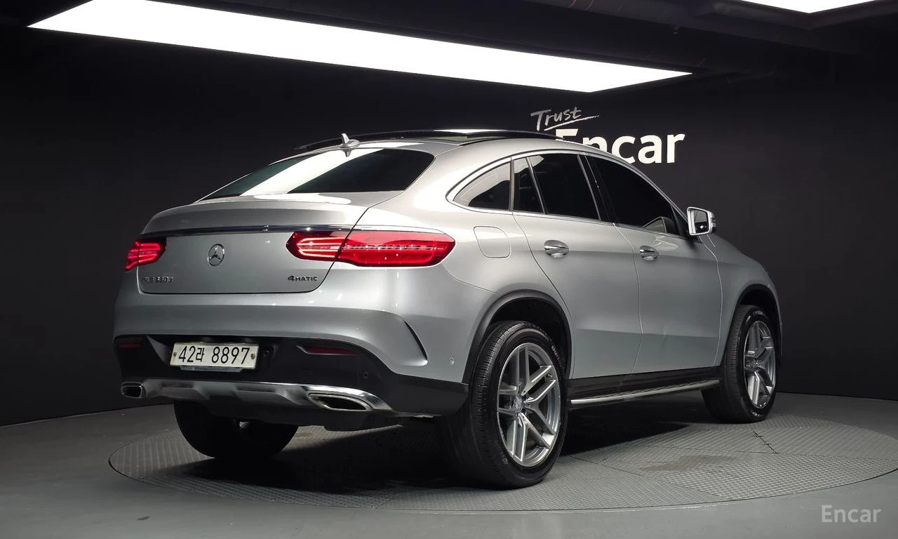 Mercedes-Benz GLE 350 4MATIC* COUPE* HARMAN* 360 КАМЕРИ* КРАЙНА ЦЕНА, снимка 3 - Автомобили и джипове - 55534491