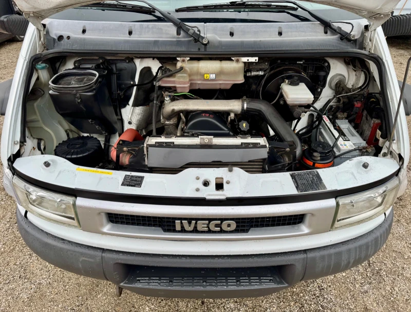 Iveco Daily 50c13* 2.8* ПАДАЩ БОРД* Б категория* 218хил.км, снимка 14 - Бусове и автобуси - 53305308