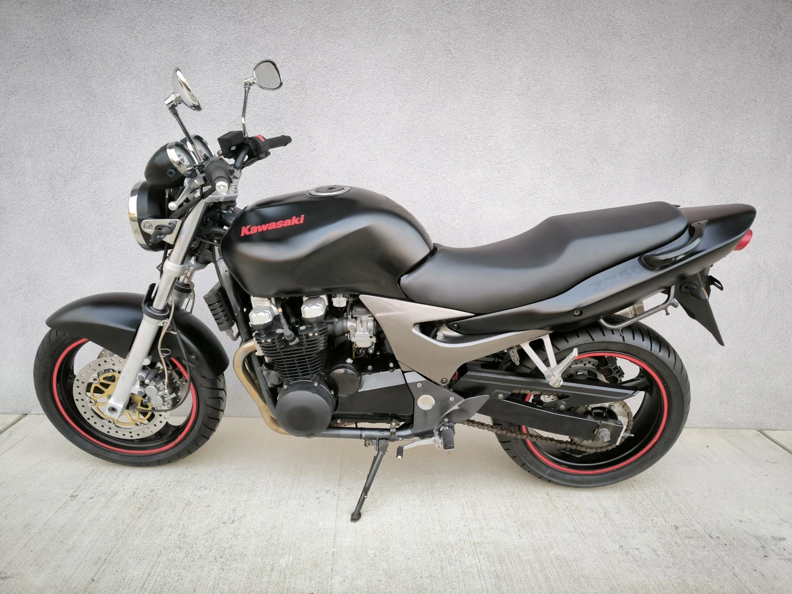 Kawasaki Zr 750 , 2003 година, Нов внос Италия  - изображение 6