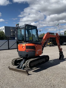      Kubota U27-4
