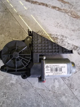     6Y2959802 402077C      VW POLO 