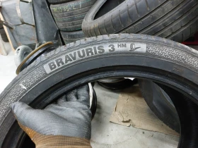 Гуми Летни 255/40R19, снимка 5 - Гуми и джанти - 47158152