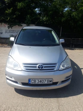  Toyota Avensis verso