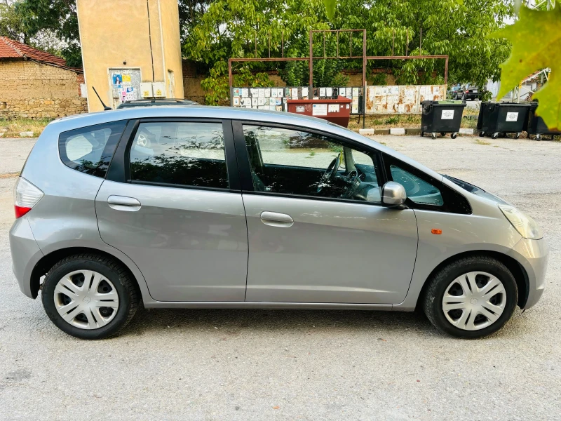 Honda Jazz 1.2, снимка 4 - Автомобили и джипове - 46941443