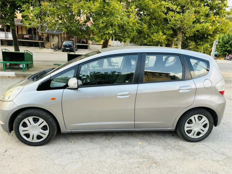 Honda Jazz 1.2, снимка 2 - Автомобили и джипове - 46941443