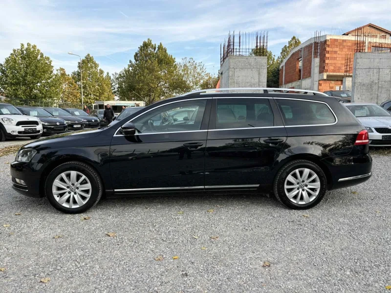 VW Passat, снимка 2 - Автомобили и джипове - 47706444