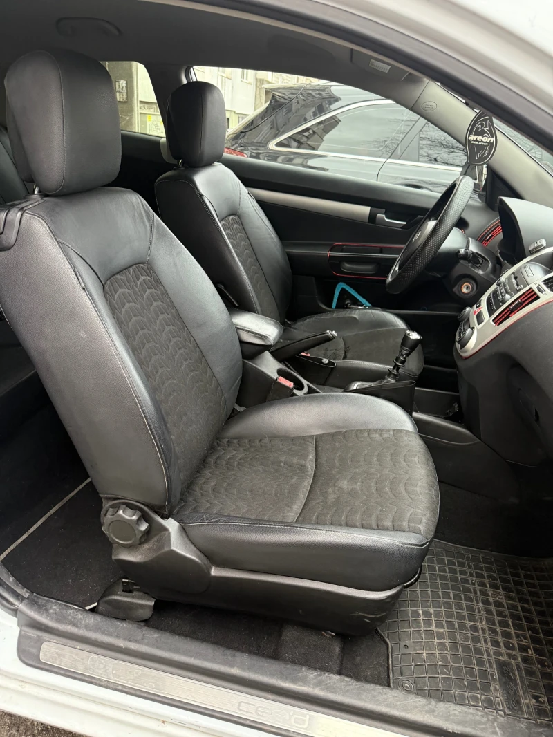 Kia Pro ceed, снимка 9 - Автомобили и джипове - 48071085