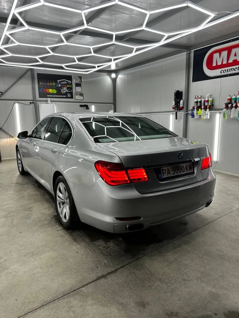 BMW 740  xDrive Individual , снимка 3 - Автомобили и джипове - 49510969