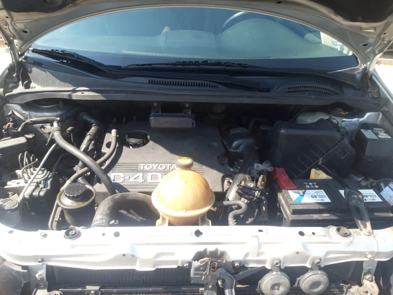 Toyota Avensis verso Van, снимка 6 - Автомобили и джипове - 52886115