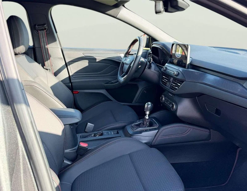 Ford Focus 1.5 Dragon I3, снимка 9 - Автомобили и джипове - 52814553