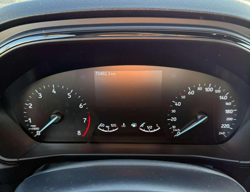 Ford Focus 1.5 Dragon I3, снимка 14 - Автомобили и джипове - 52814553