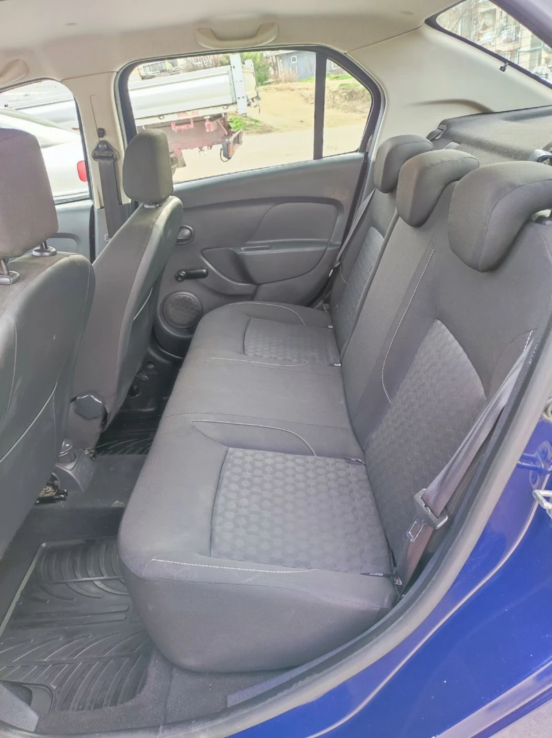 Dacia Logan Laureate 2, снимка 6 - Автомобили и джипове - 52970732