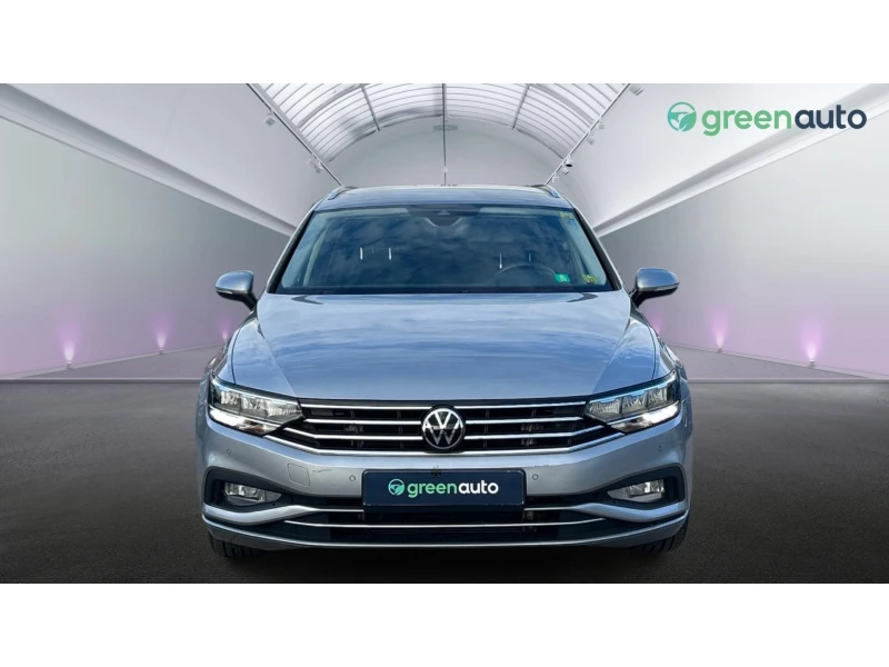 VW Passat 2. 0 TDi DSG SCR, Месечна вноска от 255  , снимка 5 - Автомобили и джипове - 53089043