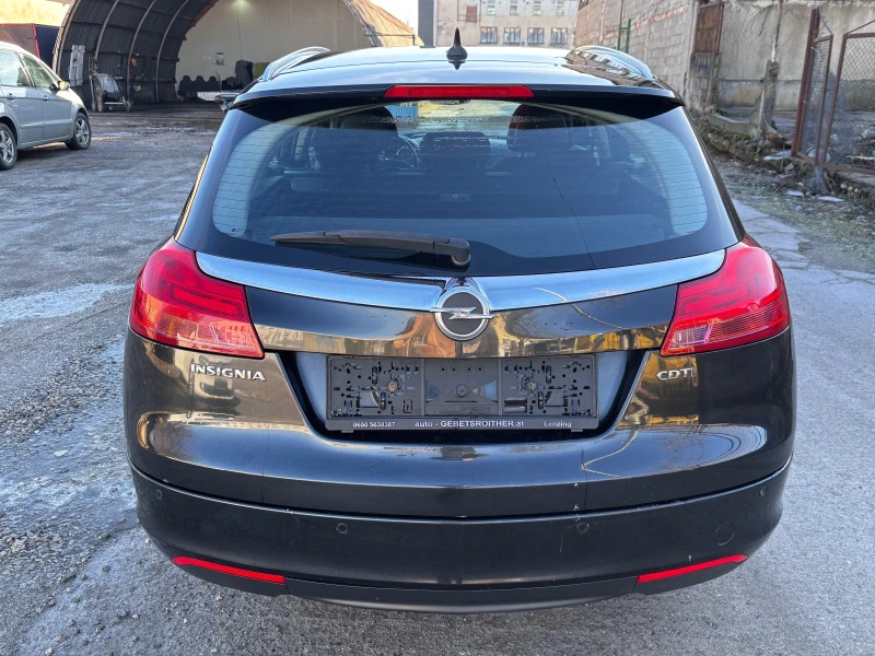 Opel Insignia 2.0CDTI Sport, снимка 4 - Автомобили и джипове - 53257740