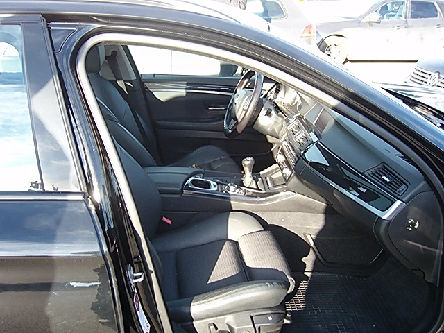 BMW 525 3.0 240кс, снимка 11 - Автомобили и джипове - 52859648