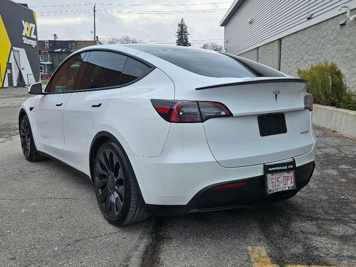 Tesla Model Y PERFORMANCE AWD-DUAL MOTOR-CERTIFIED, снимка 3 - Автомобили и джипове - 53715609