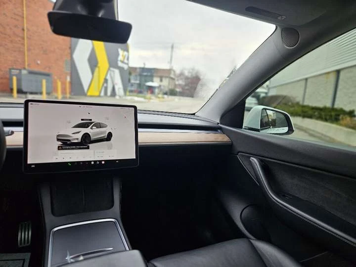 Tesla Model Y PERFORMANCE AWD-DUAL MOTOR-CERTIFIED, снимка 13 - Автомобили и джипове - 53715609