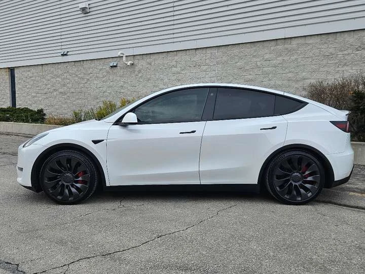 Tesla Model Y PERFORMANCE AWD-DUAL MOTOR-CERTIFIED, снимка 2 - Автомобили и джипове - 53715609
