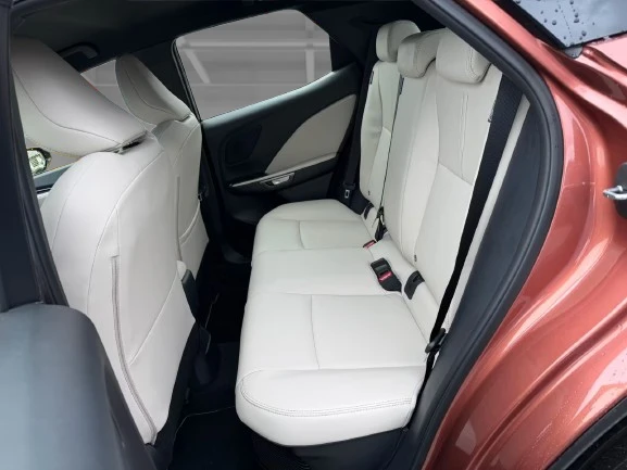 Lexus LBX = Elegant = �������� | Mobile.bg � ����������� 10