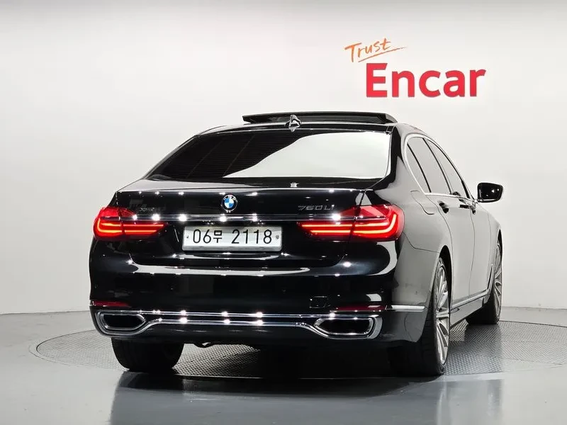 BMW 750 Li xDrive Premium, снимка 3 - Автомобили и джипове - 56162602