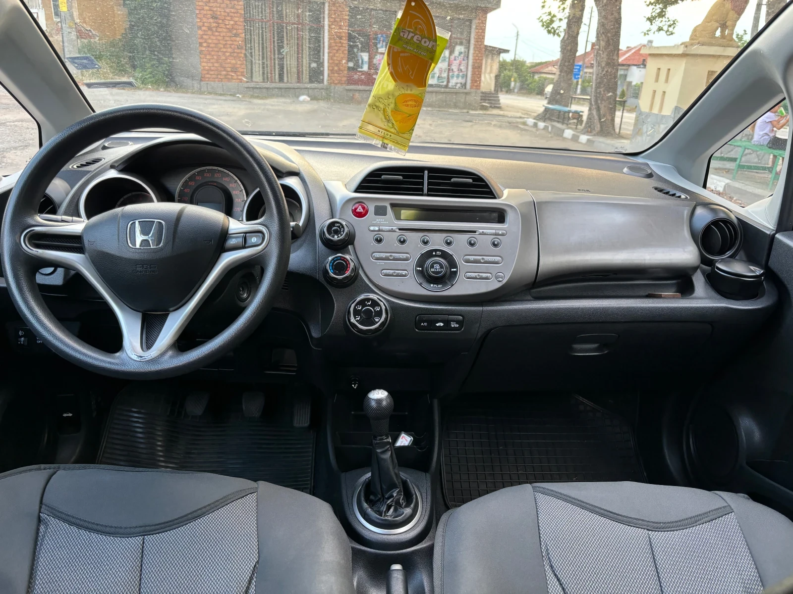 Honda Jazz 1.2 - изображение 7