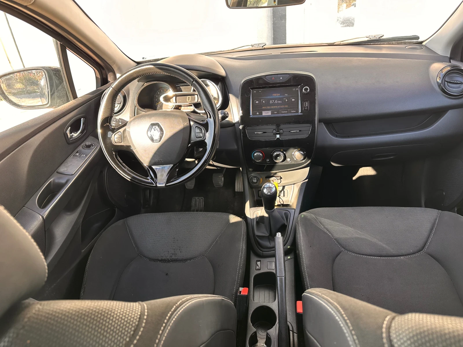 Renault Clio 1.2 ГАЗ-БЕНЗИН - изображение 10