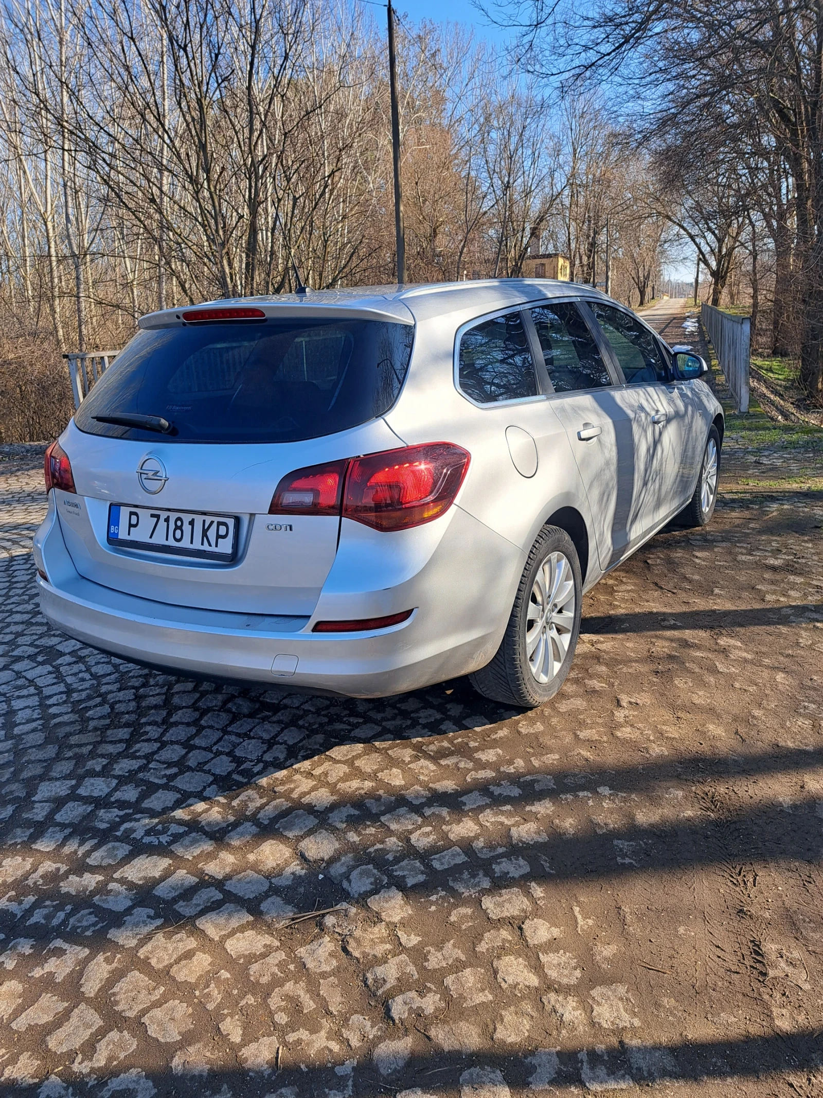 Opel Astra 1.7 ctdi  115 к.с. - изображение 6