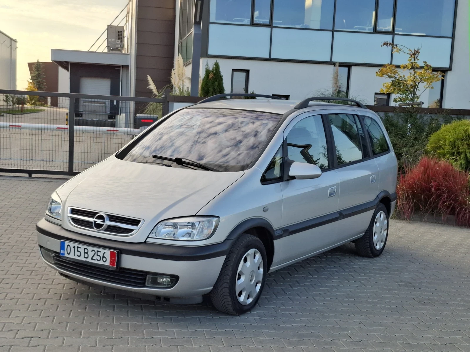 Opel Zafira 2.0TDI* (101кс)* FACELIFT* 7-МЕСТА* HOB BHOC*  - изображение 2