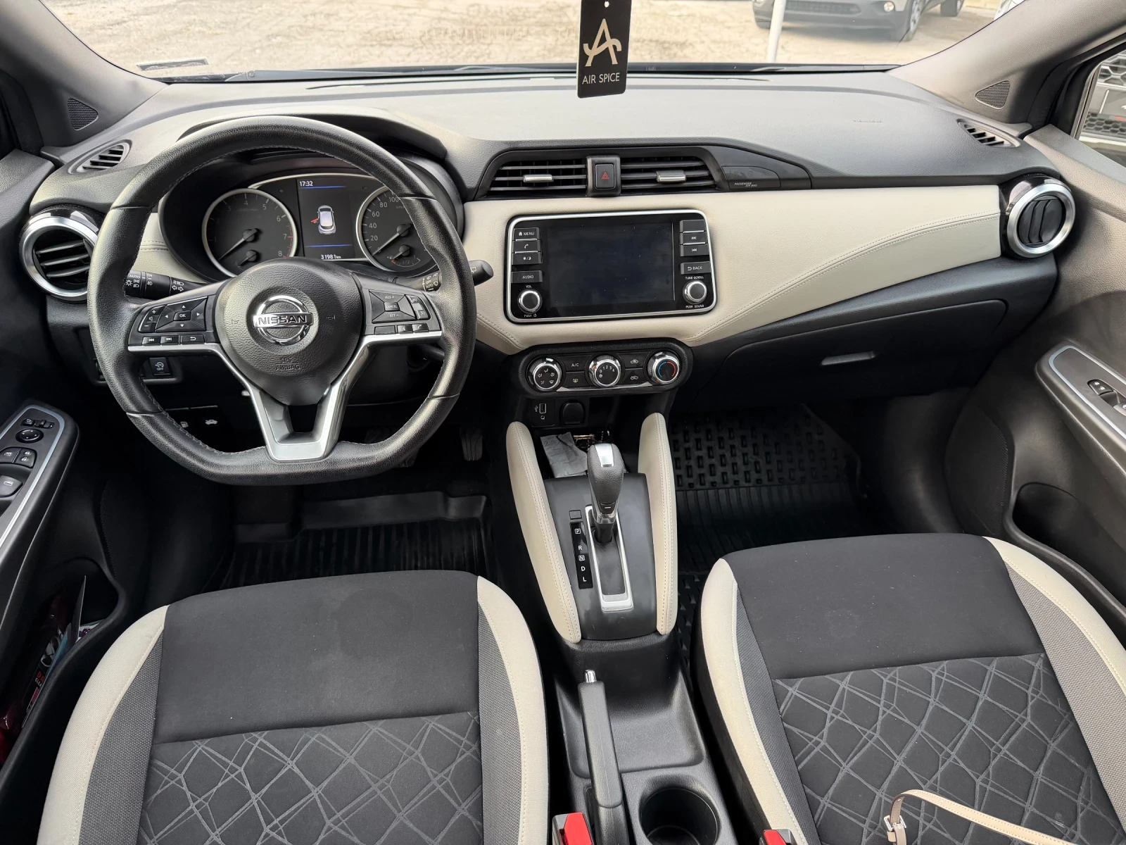 Nissan Micra 1.0 Автомат-32 000км! | Mobile.bg — изображение 15