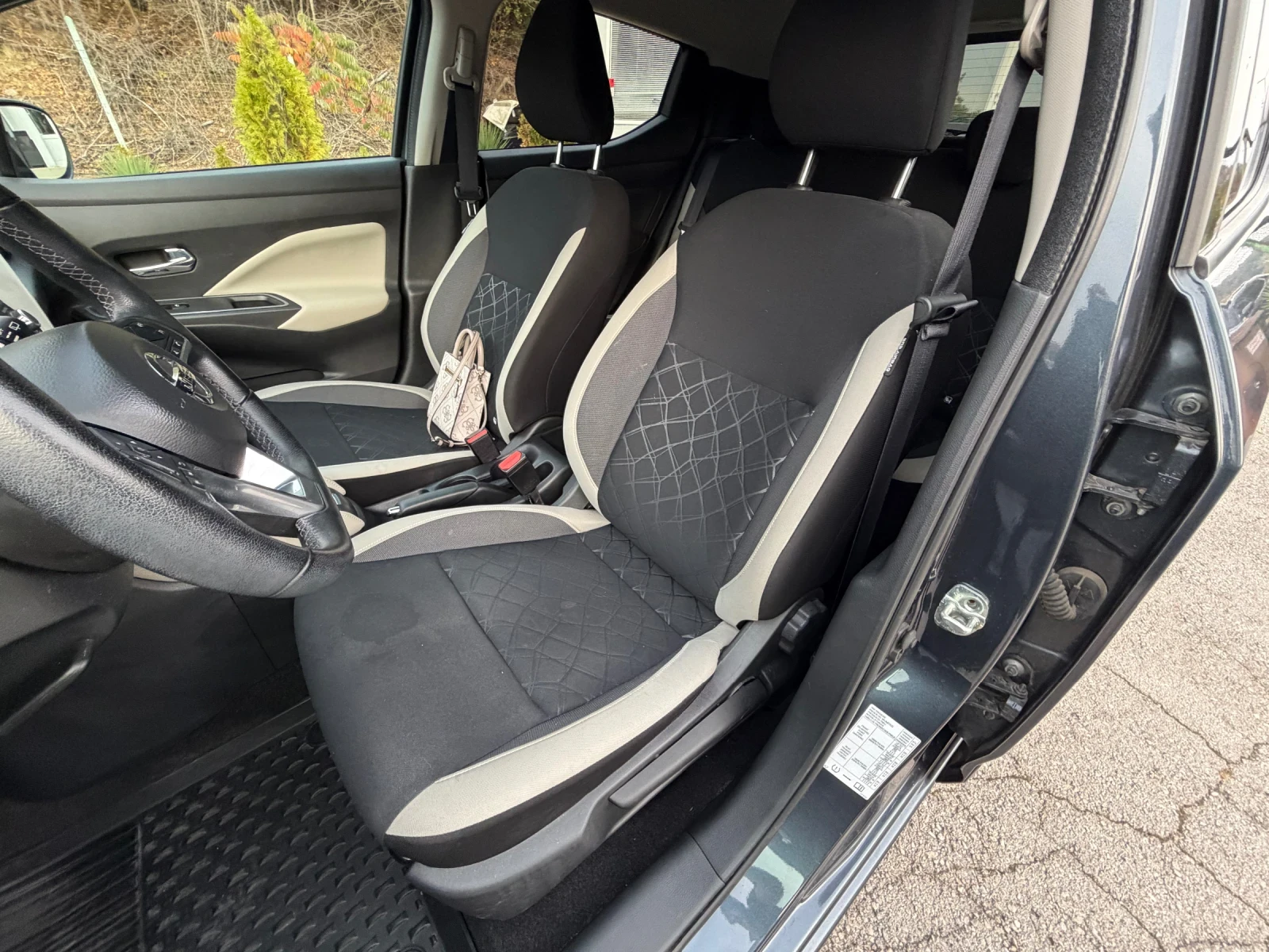 Nissan Micra 1.0 Автомат-32 000км! | Mobile.bg — изображение 11