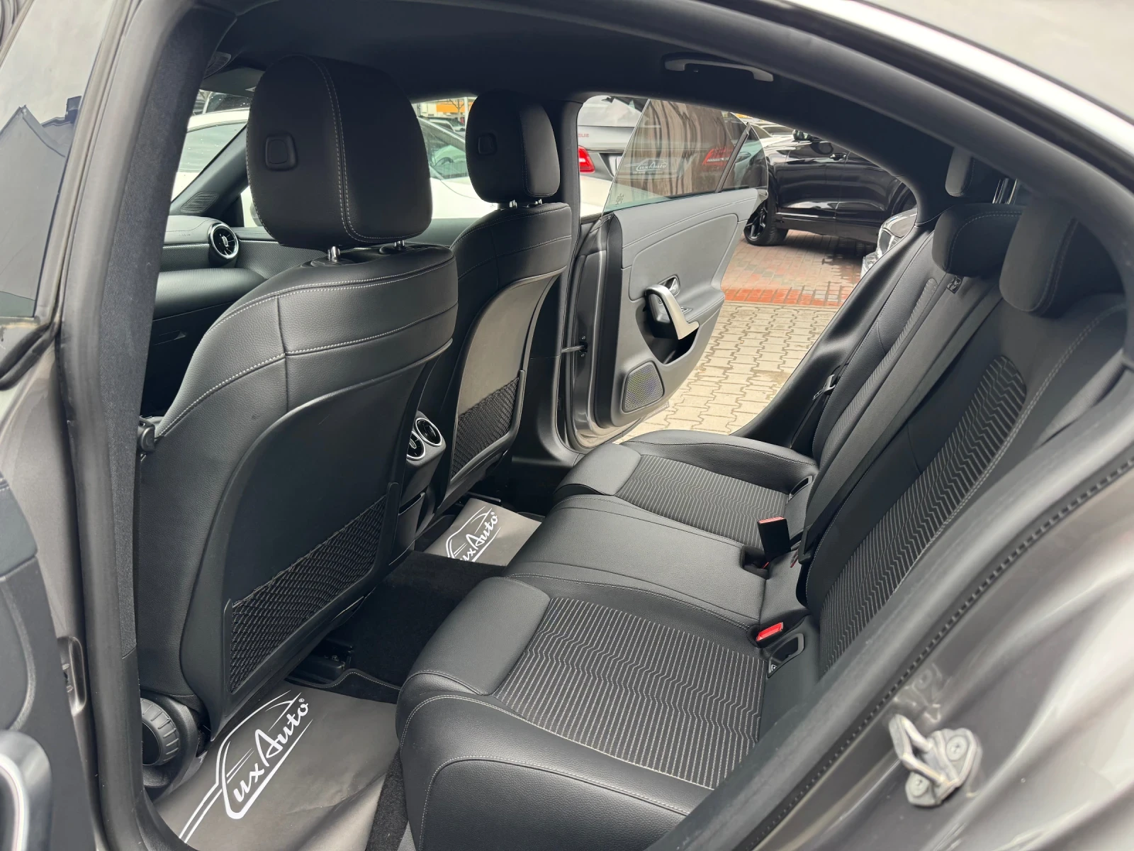 Mercedes-Benz CLA 200 CDI#NAVI#CAMERA#DIGITAL#BLINDSPOT#LEDHIGHPERF | Mobile.bg — изображение 12