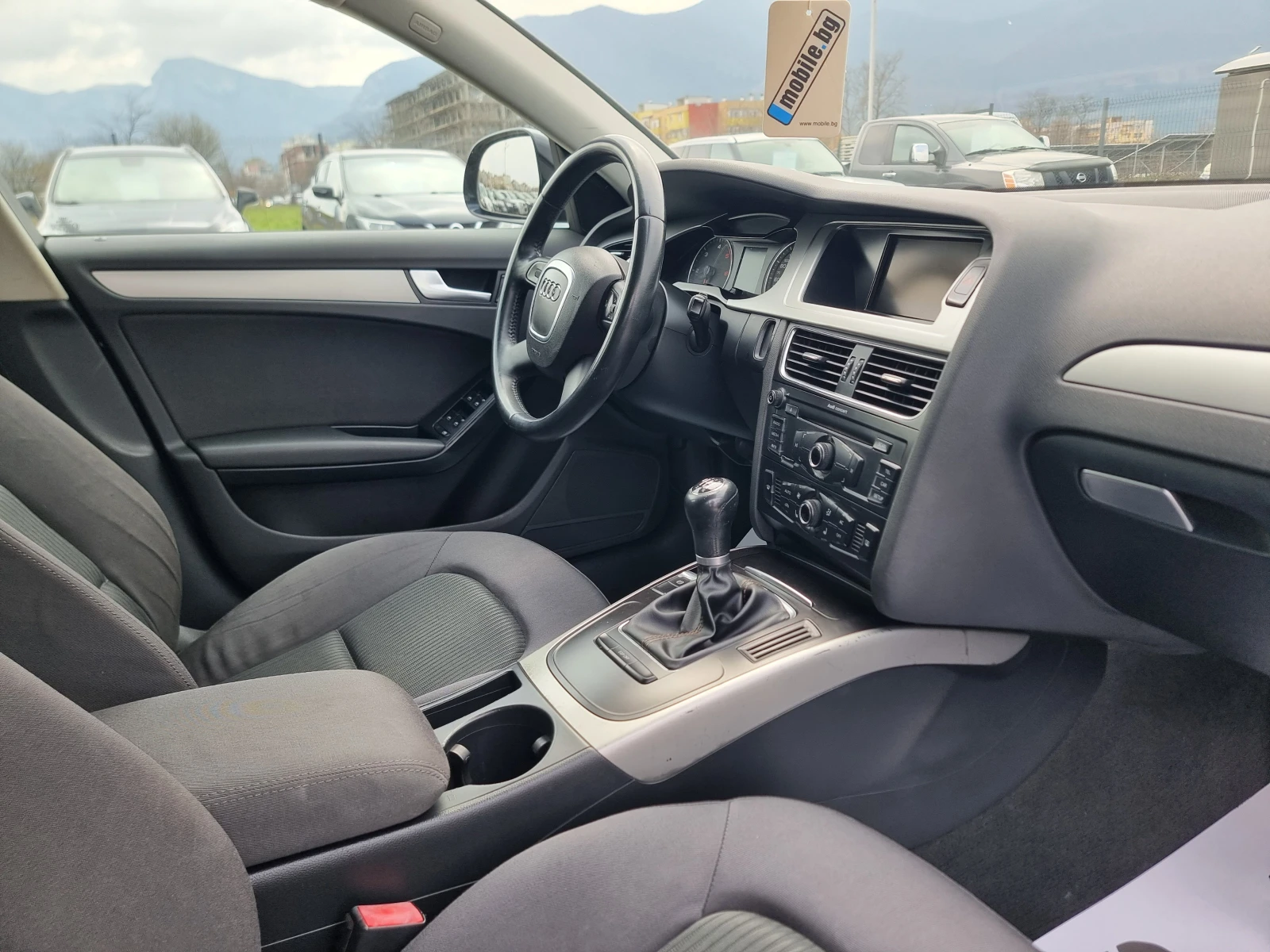 Audi A4 2.0TDI, снимка 16 - Автомобили и джипове - 53959520