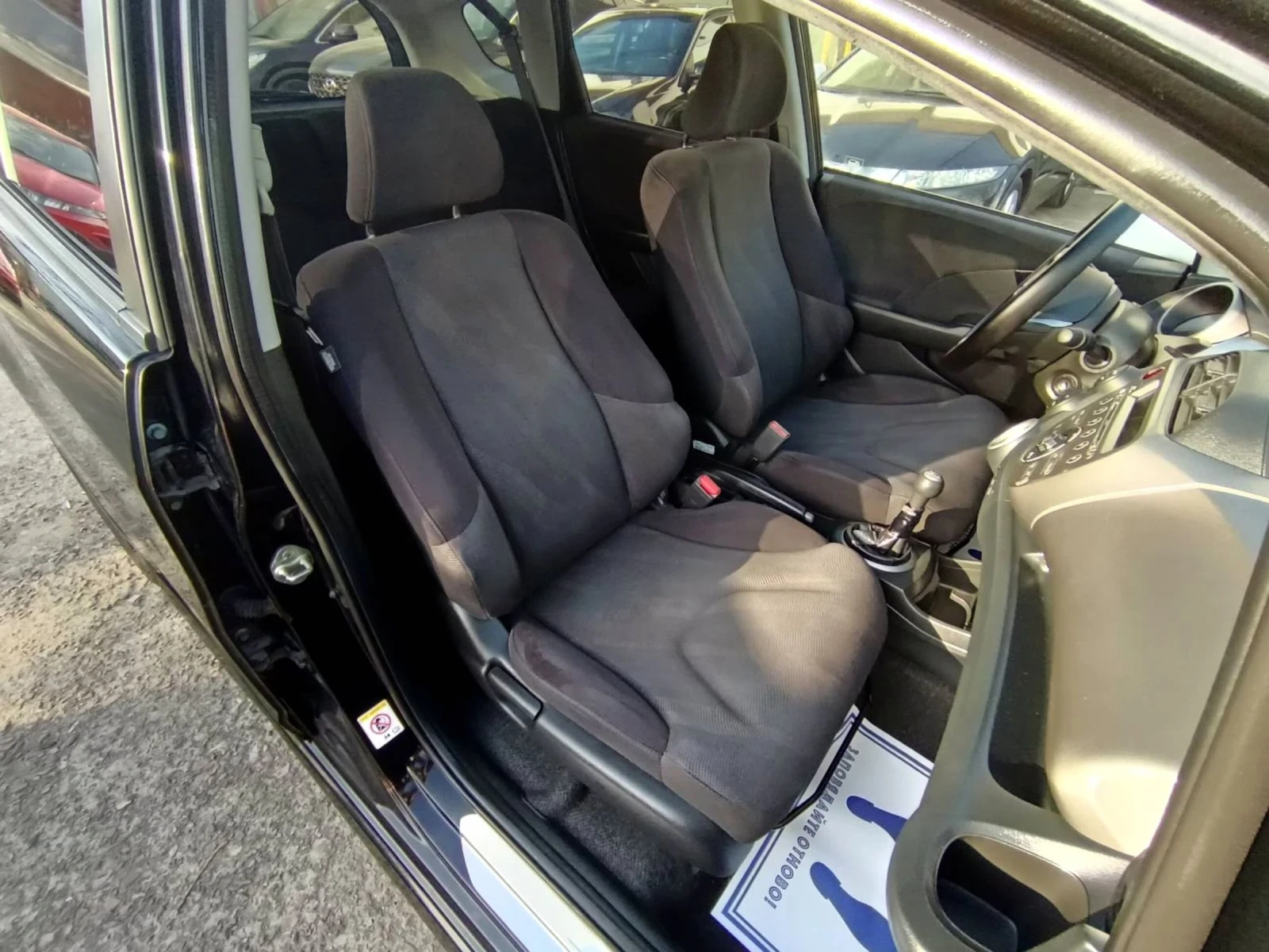 Honda Jazz 1.4!!ШВЕЙЦАРИЯ!!УНИКАТ!!ТОП СЪСТОЯНИЕ, снимка 10 - Автомобили и джипове - 54218772