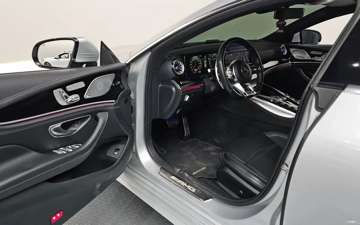 Mercedes-Benz GT 3.0 GT43 AMG 4MATIC, Distronic, HeadUP, Обдух., снимка 10 - Автомобили и джипове - 54763969