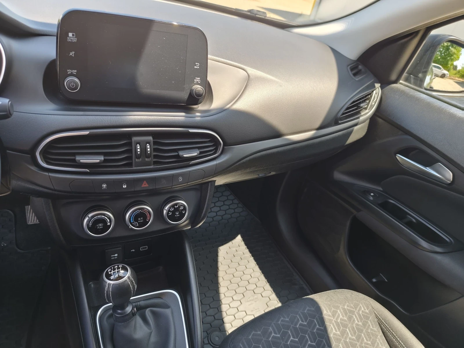 Fiat Tipo 1.6 CROSS M-JET 130 �.�  | Mobile.bg � ����������� 7