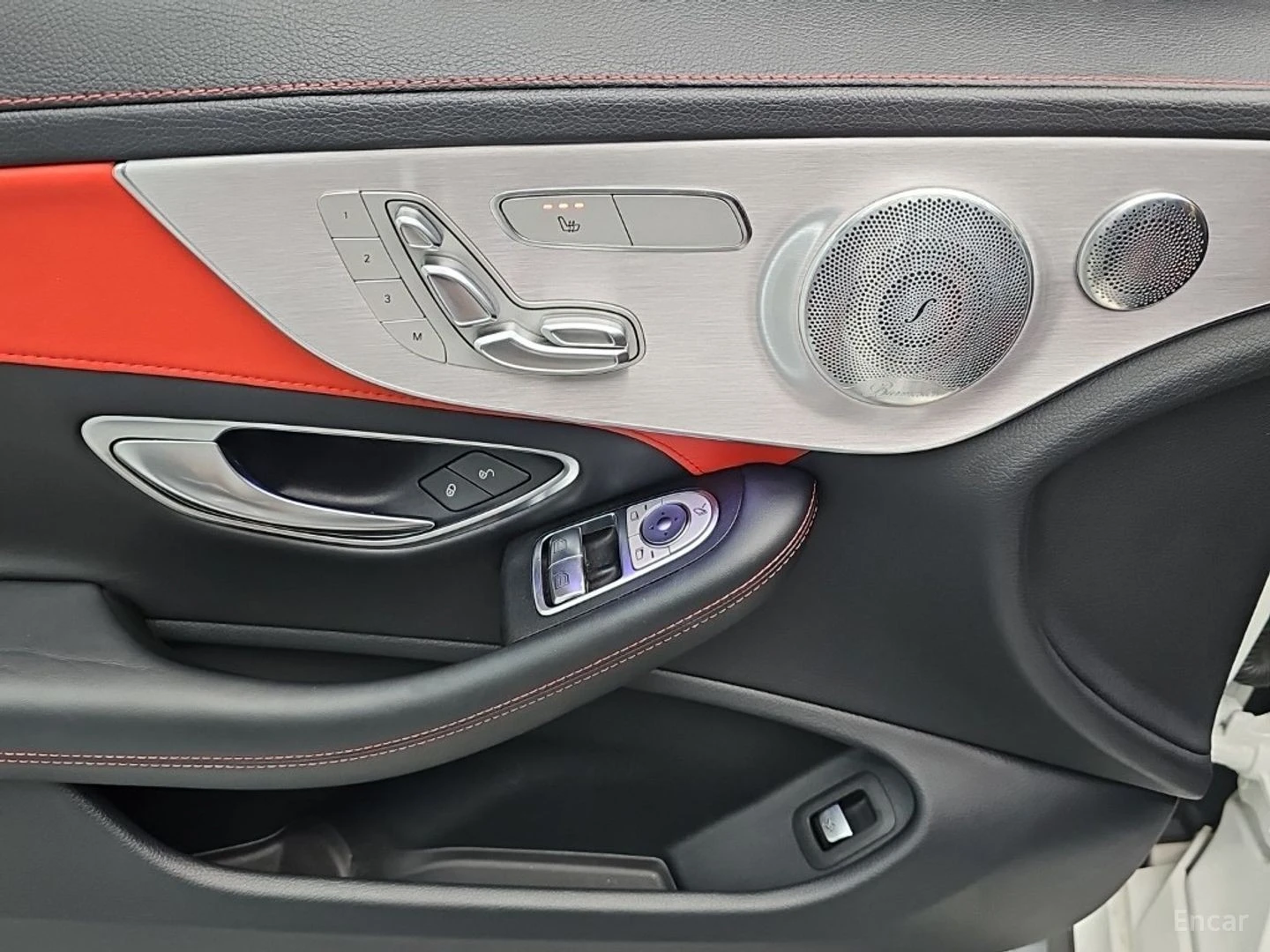 Mercedes-Benz C 63 AMG S* COUPE* ПОДГРЕВ* BURM* PANO* 360* HUD* АВТОКРЕДИ, снимка 14 - Автомобили и джипове - 55584304