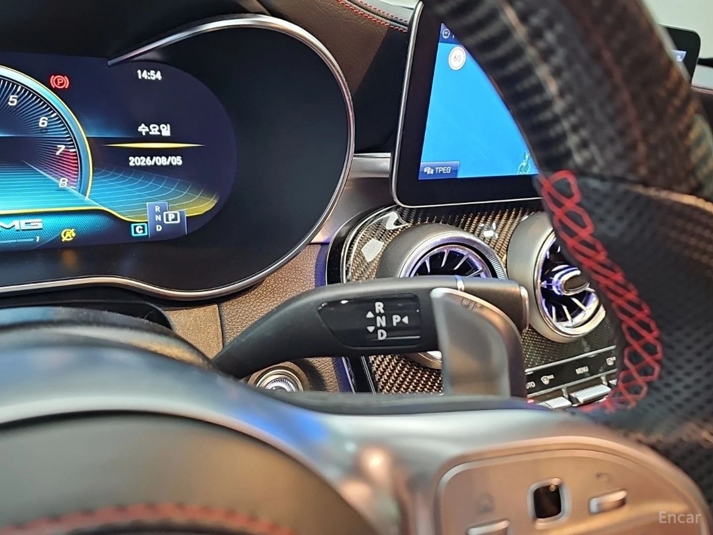Mercedes-Benz C 63 AMG S* COUPE* ПОДГРЕВ* BURM* PANO* 360* HUD* АВТОКРЕДИ, снимка 8 - Автомобили и джипове - 55584304